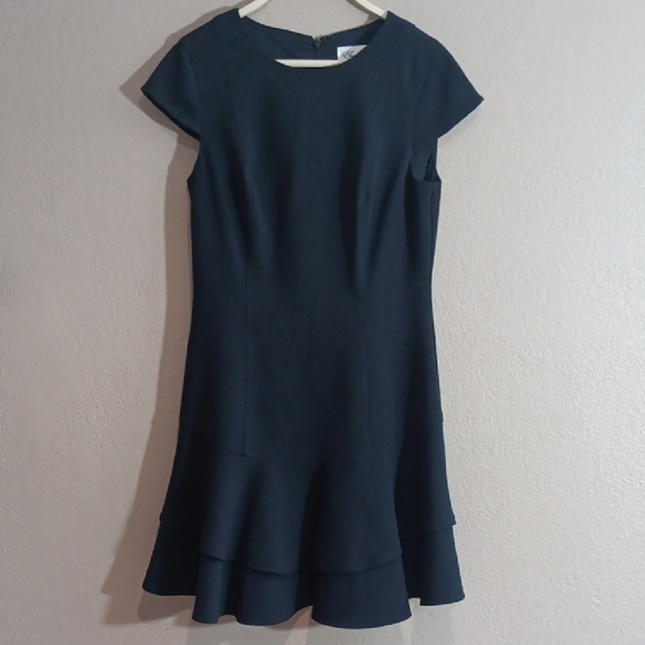 Eliza J Dresses & Skirts - Eliza J Black Cap-Sleeve Ruffle Hem Dress